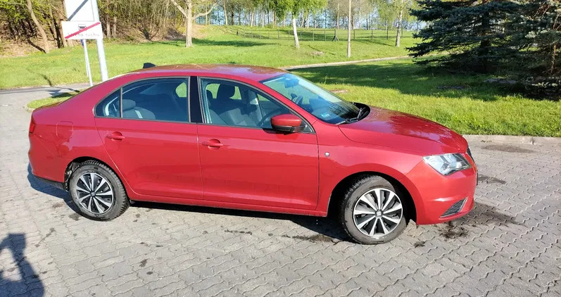 olsztyn Seat Toledo cena 31000 przebieg: 126000, rok produkcji 2015 z Olsztyn